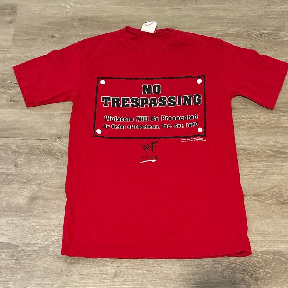 WWF Vintage Attitude Era Undertaker Red Graphic T-Shirt